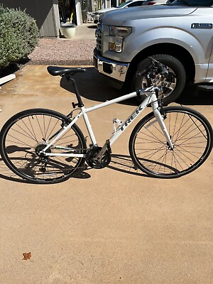 #ad Trek 7.4 Fx 17.5 yakima folding bike rack 1 1 4 amp; 2quot; hitch tilting. 2 bikes $499.00