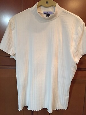 #ad New Nevet Worn Vylette White Mock Neck Short Sleeve Top. A Must Have For Summer $11.99