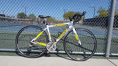 #ad Trek WSD 2.1 Aluminum Road Race Bike 2012 $650.00