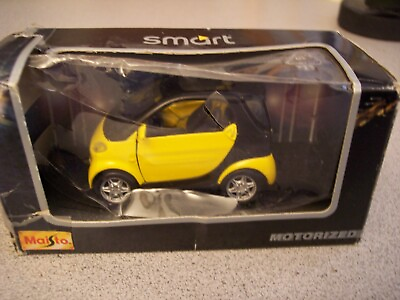 #ad Smart Car For Two Maisto $12.85