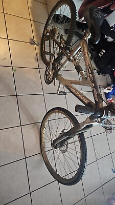 #ad Mountain Bike XR200 mongoose $130.00