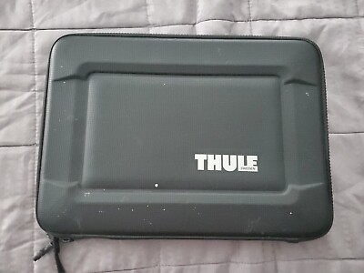 #ad Original Thule Gauntlet 4.0 Sleeve for 13quot; Laptop Macbook Black TGSE2355BLK $18.99
