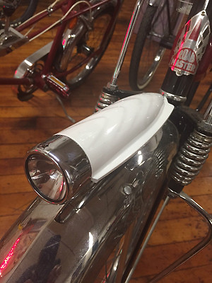 #ad Bicycle headlight Cream amp; chrome Schwinn metal cruiser bike light 2 d cells $53.00