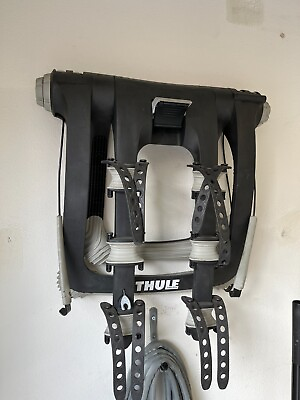 Thule Raceway Pro Trunk Rack 3 Bikes $289.00