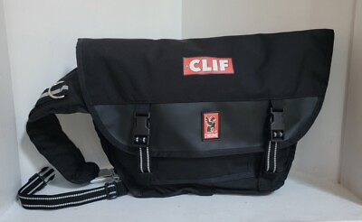 #ad Chrome Industries quot; Cliff quot; Black Nylon messenger satchel bag Nice $110.00