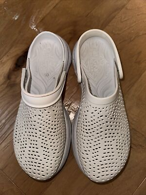 #ad Skechers Cali Gear Clog Shoes Ultra Go Womens Size 9 White Swimming Beach Cruise $16.99
