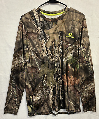 #ad Mossy Oak Men#x27;s Long Sleeve Forest Camouflage Shirt Men#x27;s Size Large $10.00
