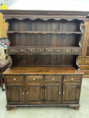 Ethan Allen 2 Piece Antiqued Pine China Hutch Cabinet Lots Of Storage Drawers $599.95