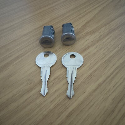 #ad 2 x Thule Lock Cores amp; 2 Keys N119 $10.00